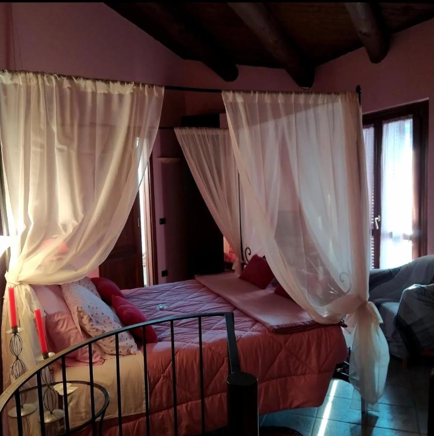 Cascina Roella Monforte dʼAlba Exterior foto